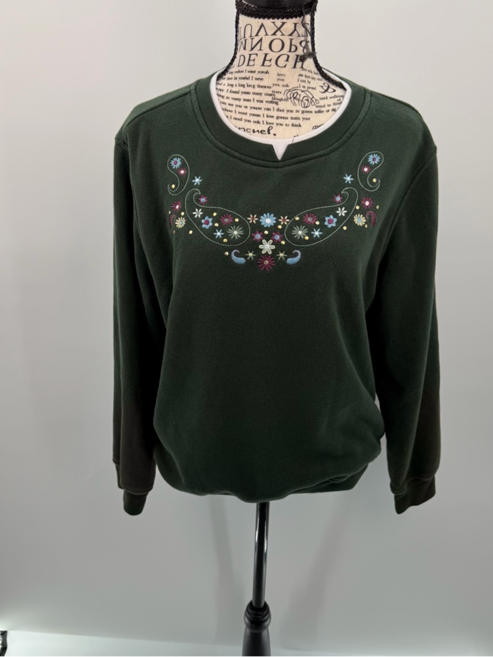 Hasting & Smith Forest Green Embroidered Sweatshirt PM Petite